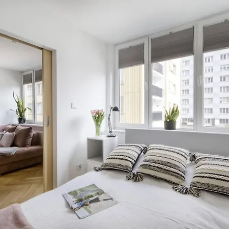 Blush Center Nowogrodzka Appartement